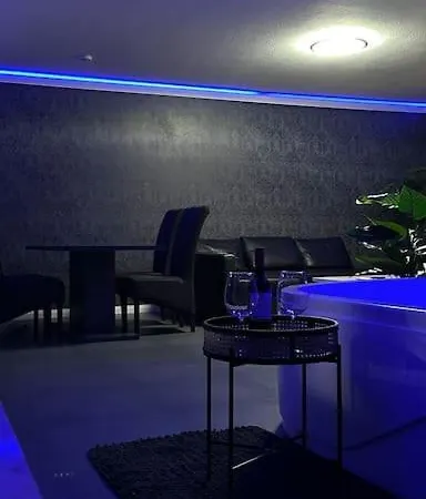 Relaxation House: Jacuzzi, Sauna